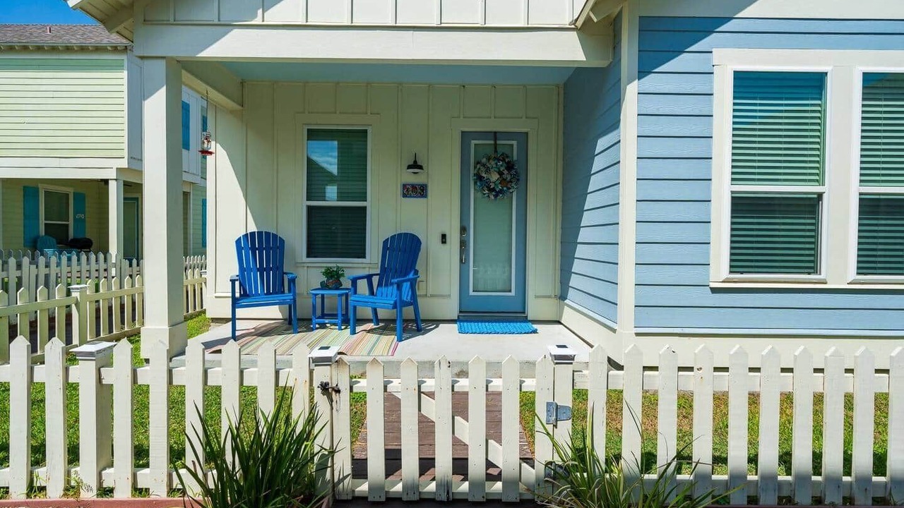 Photo of Others in Sailhouse