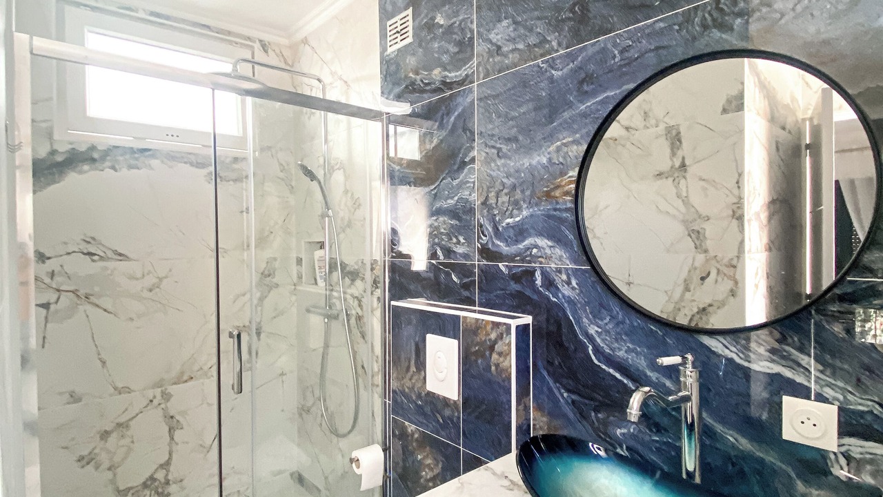 Photo of Bathroom in Villejuif