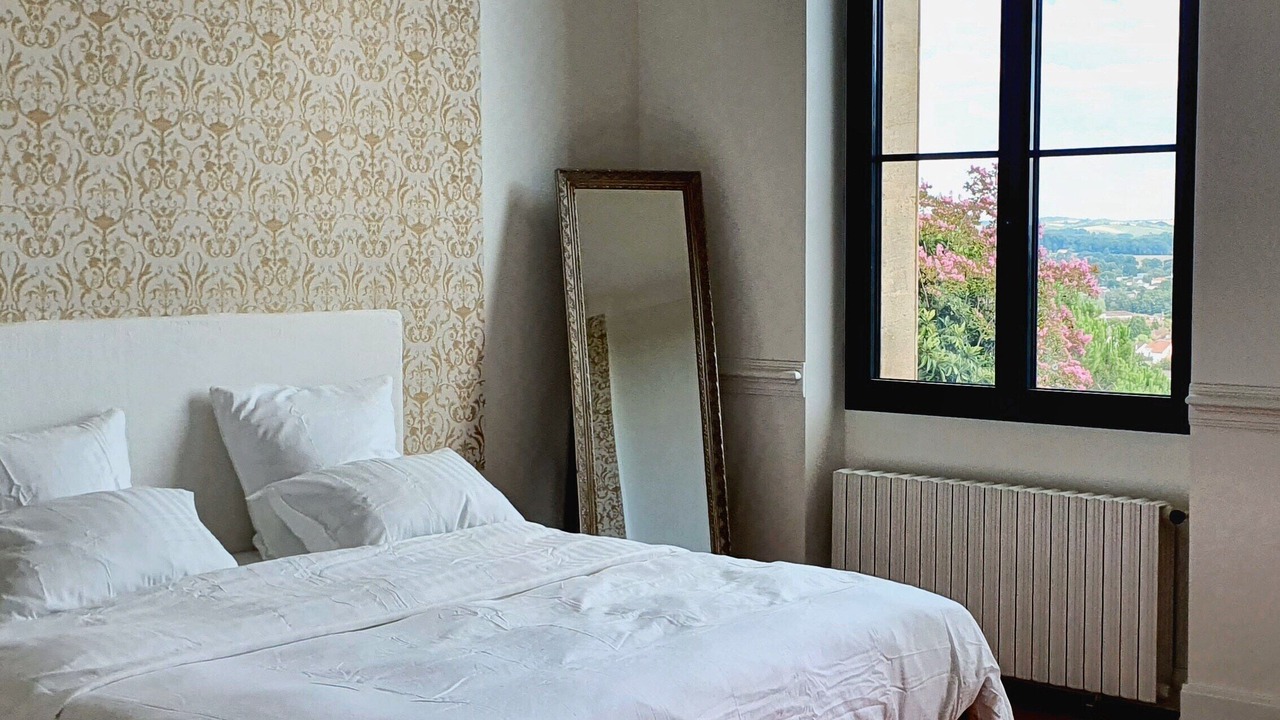 Photo of Bedroom in Monsempron-Libos