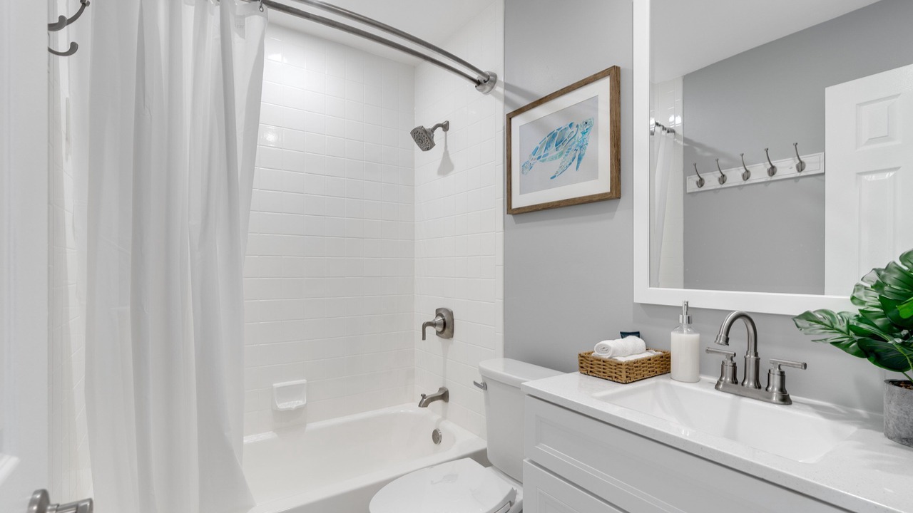 Photo of Bathroom in East Boca Raton