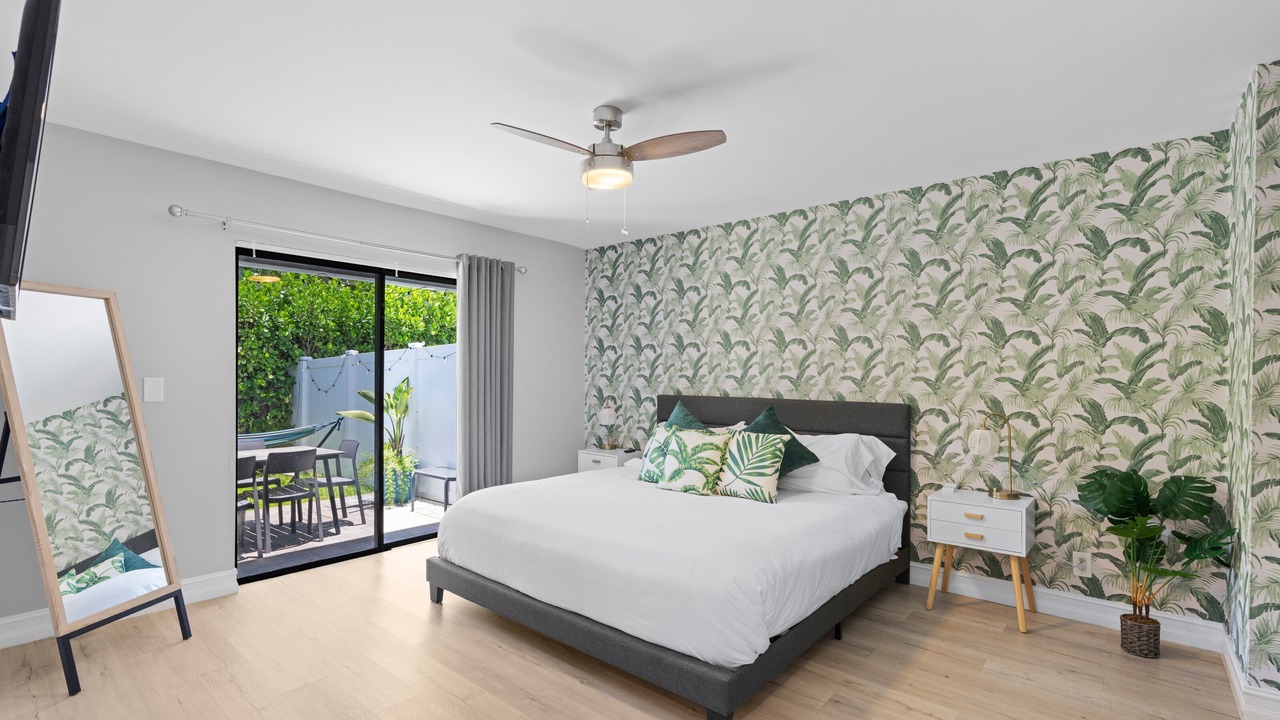 Photo of Bedroom in East Boca Raton