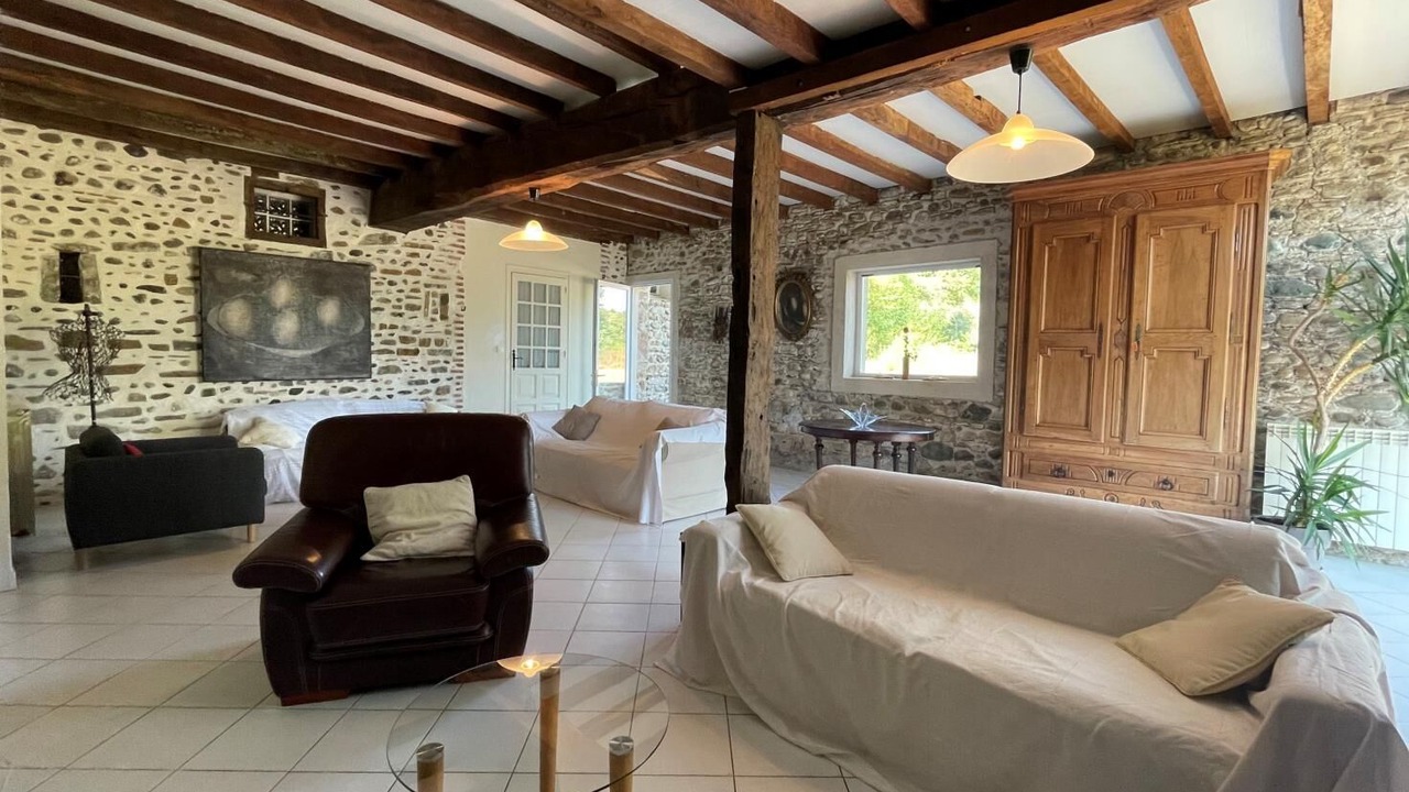 Photo of Livingroom in Susmiou