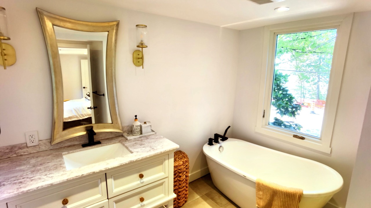 Photo of Bathroom in Lac-Brome