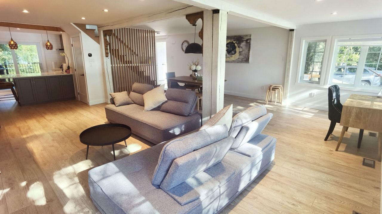 Photo of Livingroom in Lac-Brome