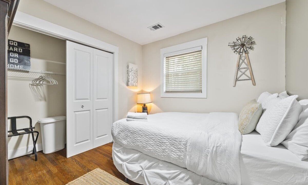 Photo of Bedroom in Belvedere Park