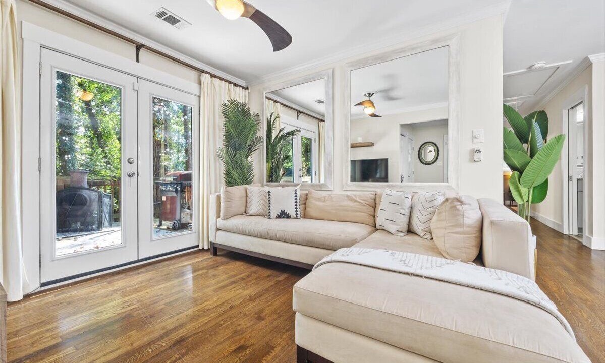 Photo of Livingroom in Belvedere Park