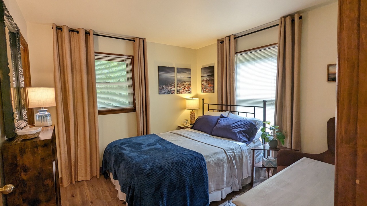 Photo of Bedroom in Wise
