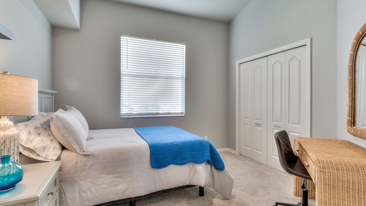 Photo of Bedroom in Stoneybrook