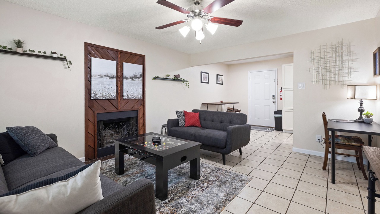 Photo of Livingroom in Midlothian