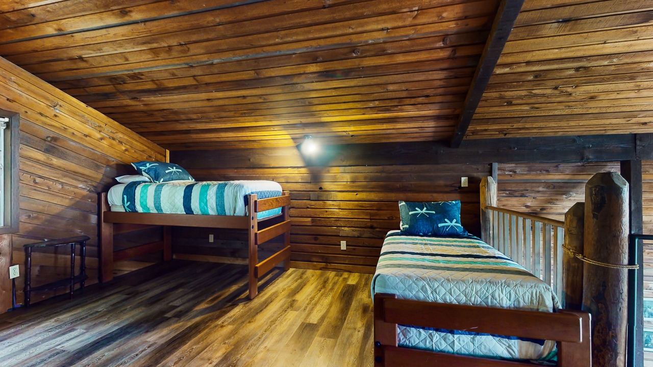 Photo of Bedroom in Anderson Island