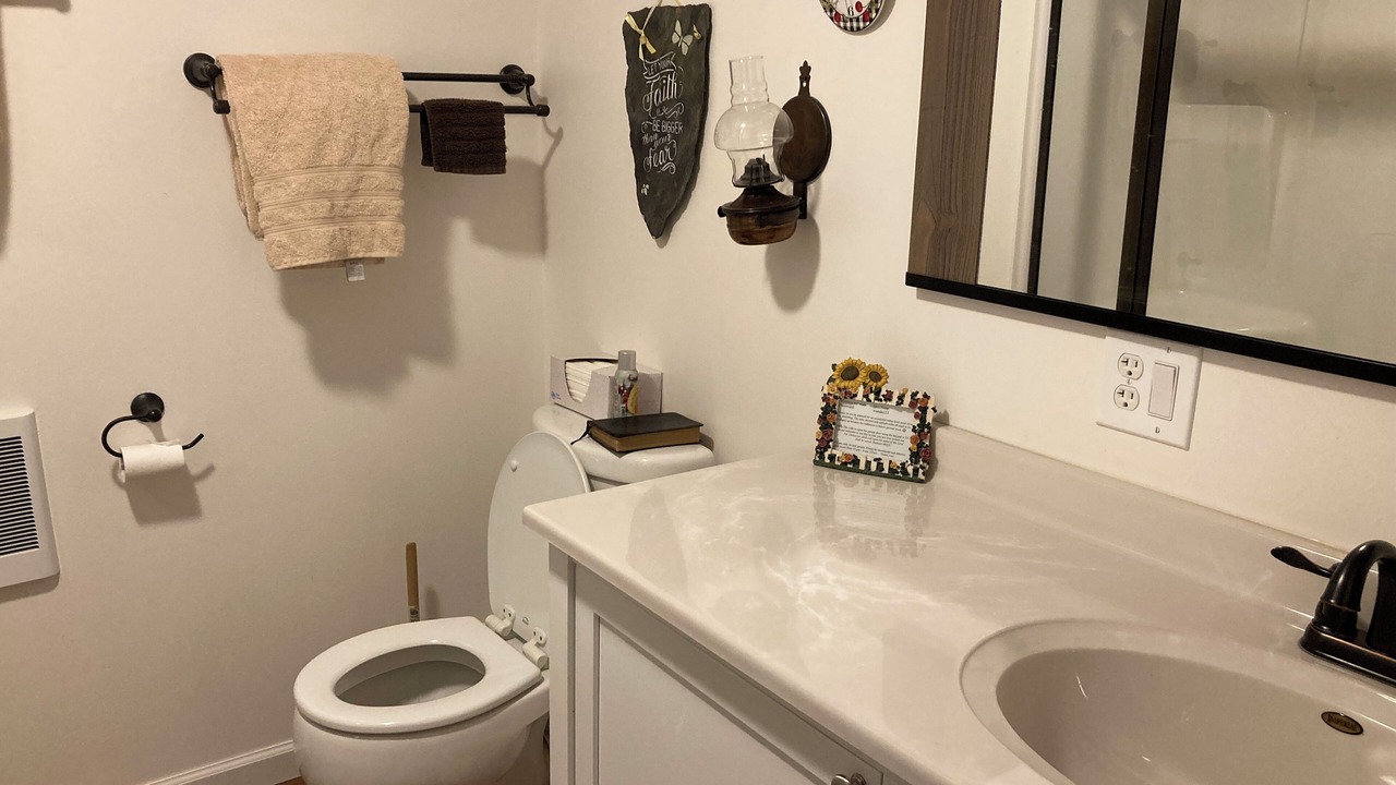 Photo of Bathroom in Bodines