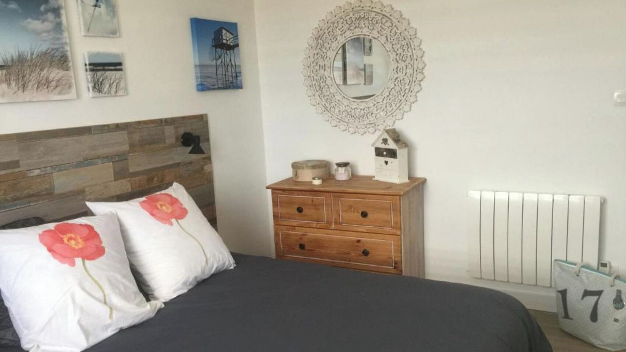 Photo of Bedroom in Marennes