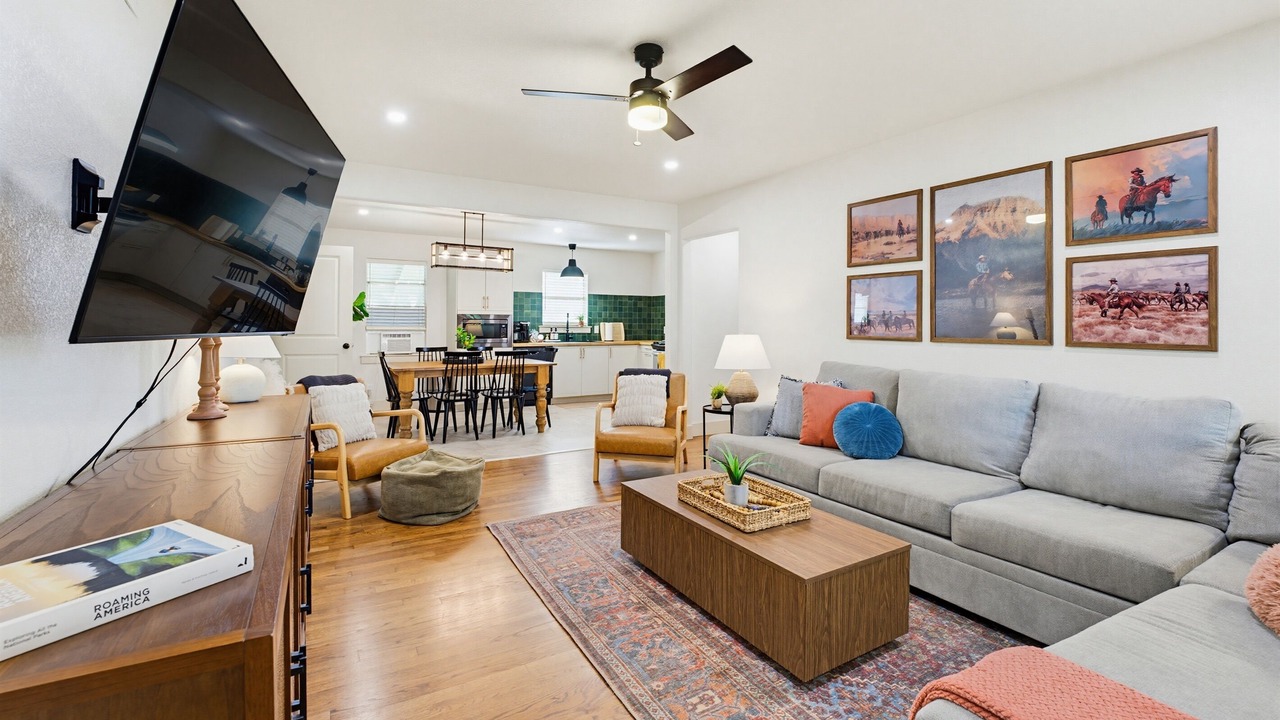 Photo of Livingroom in Decatur