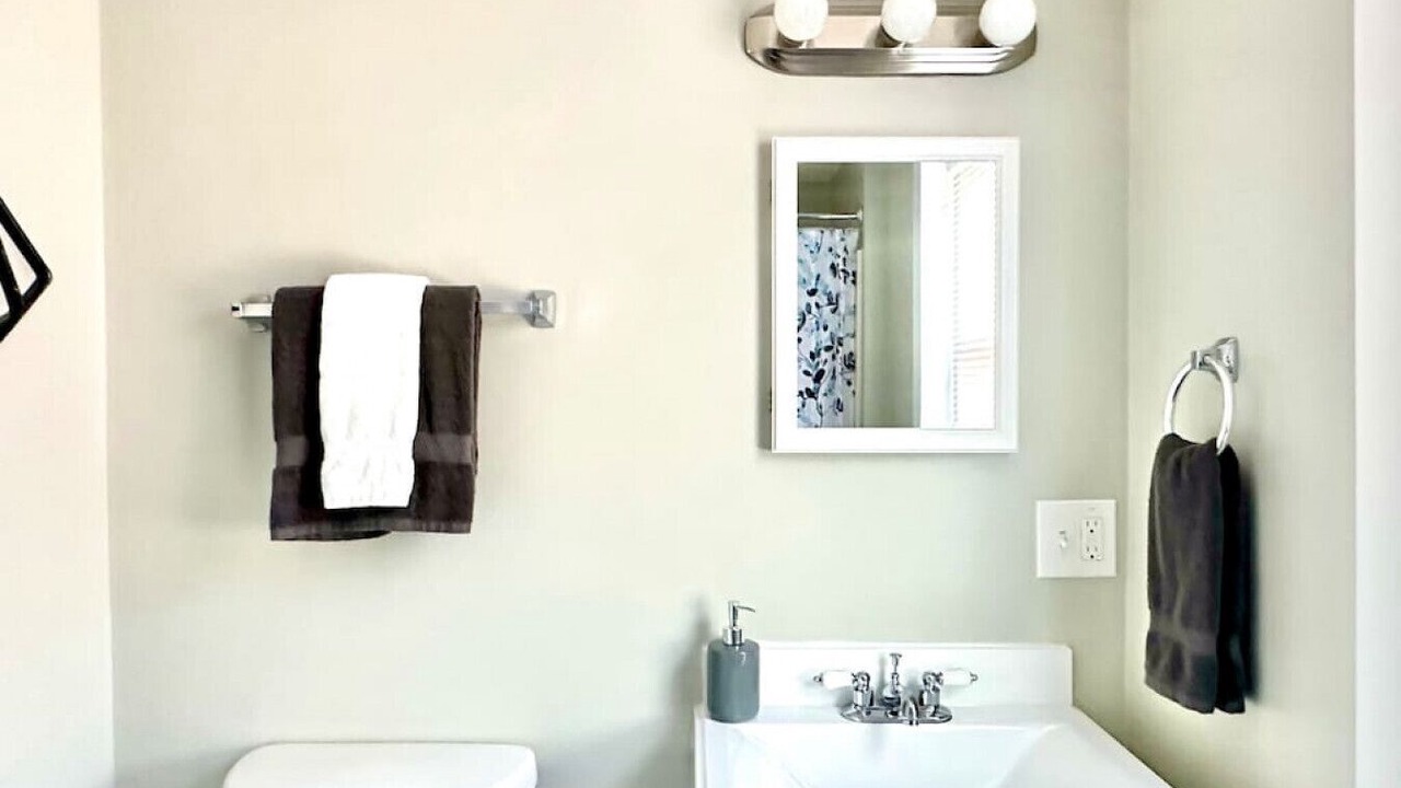 Photo of Bathroom in Upper Village