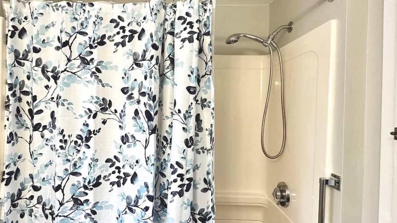 Photo of Bathroom in Upper Village