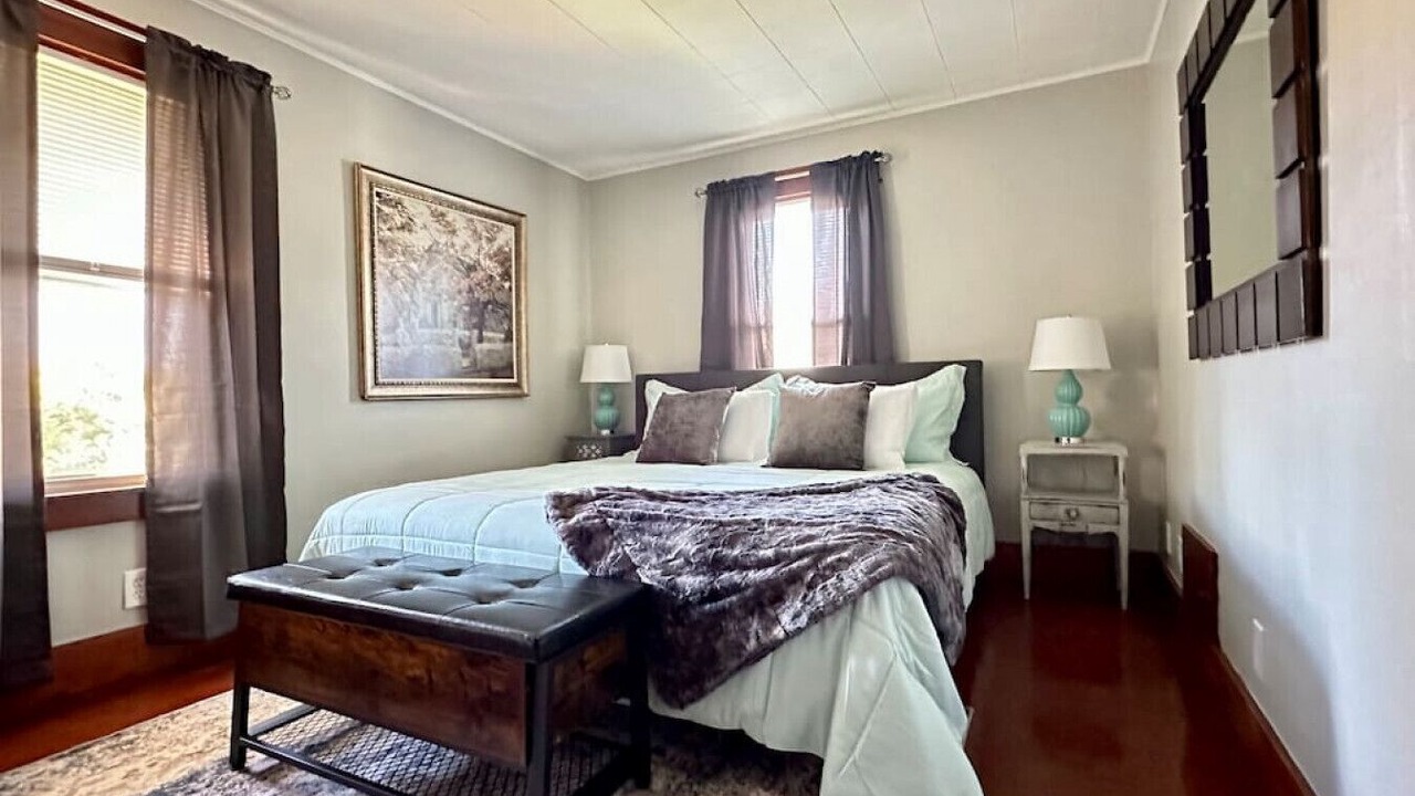 Photo of Bedroom in Upper Village