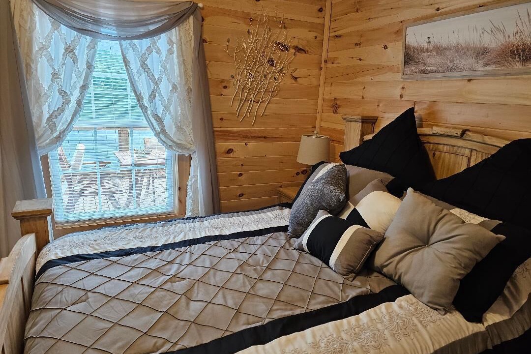 Photo of Bedroom in Tunnel Hill