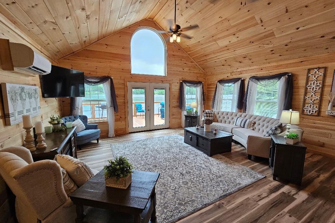 Photo of Livingroom in Tunnel Hill