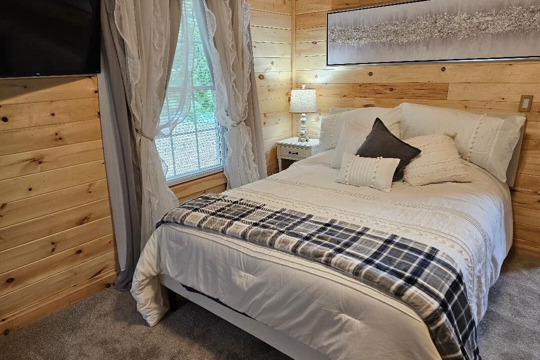 Photo of Bedroom in Tunnel Hill