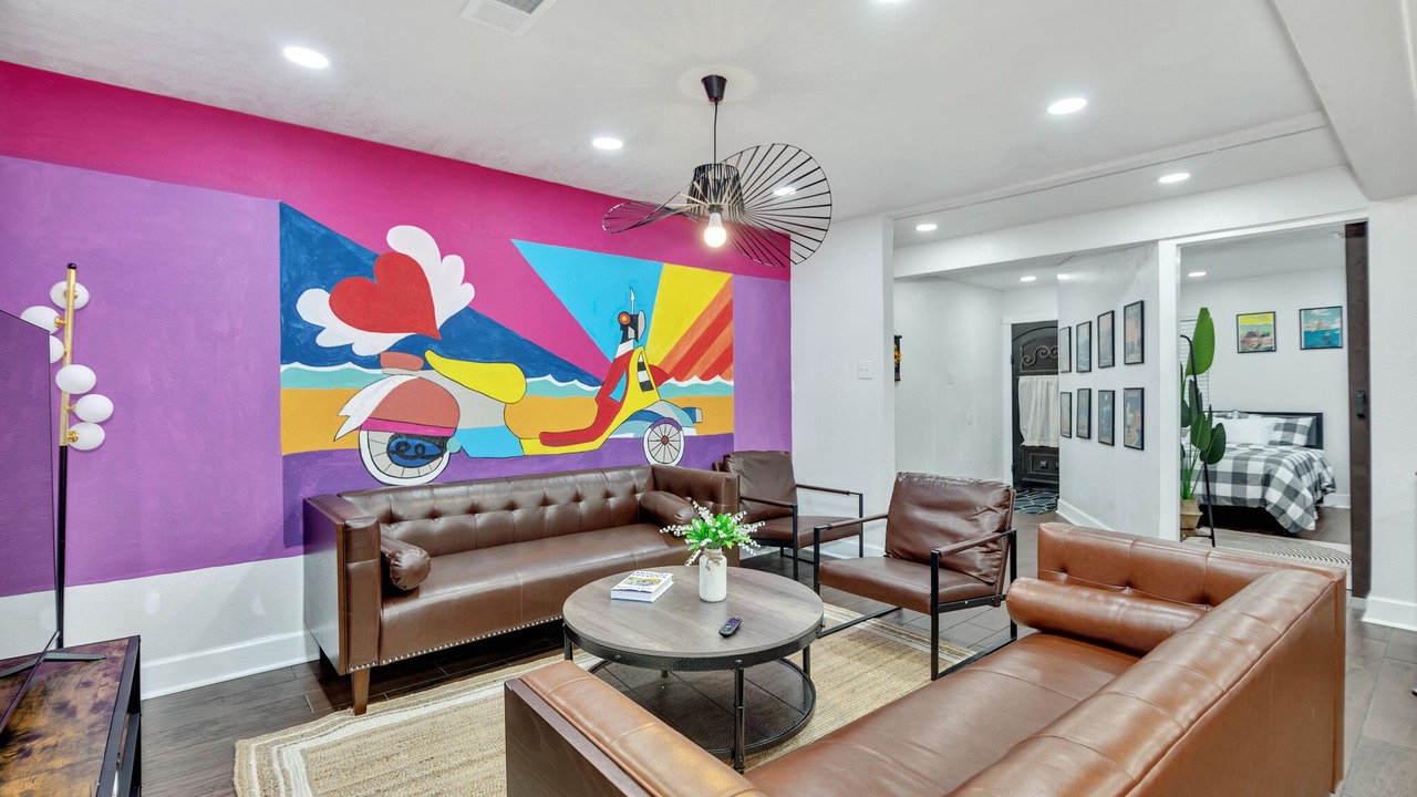 Photo of Livingroom in Edgebrook