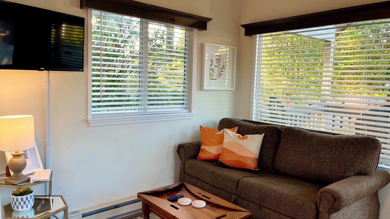 Photo of Bedroom in Lakeside
