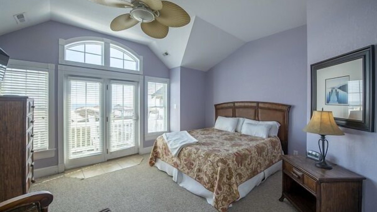 Photo of Bedroom in Corolla