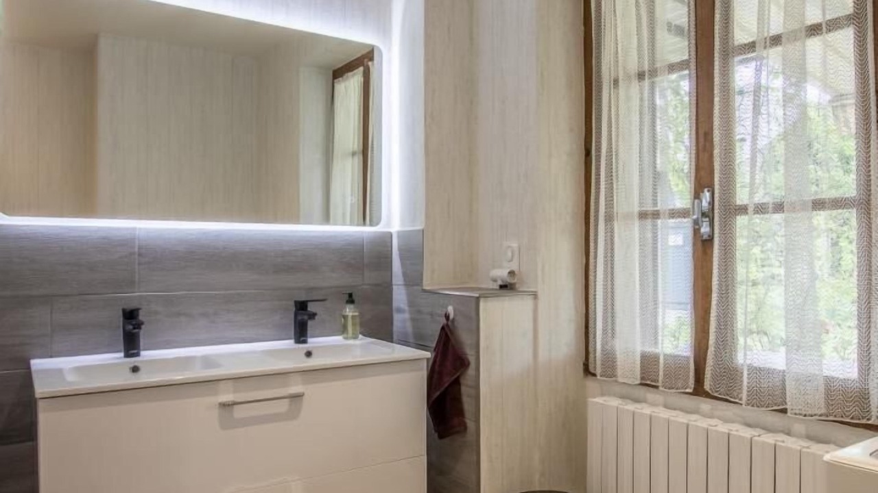 Photo of Bathroom in Saint-Germain-la-Chambotte