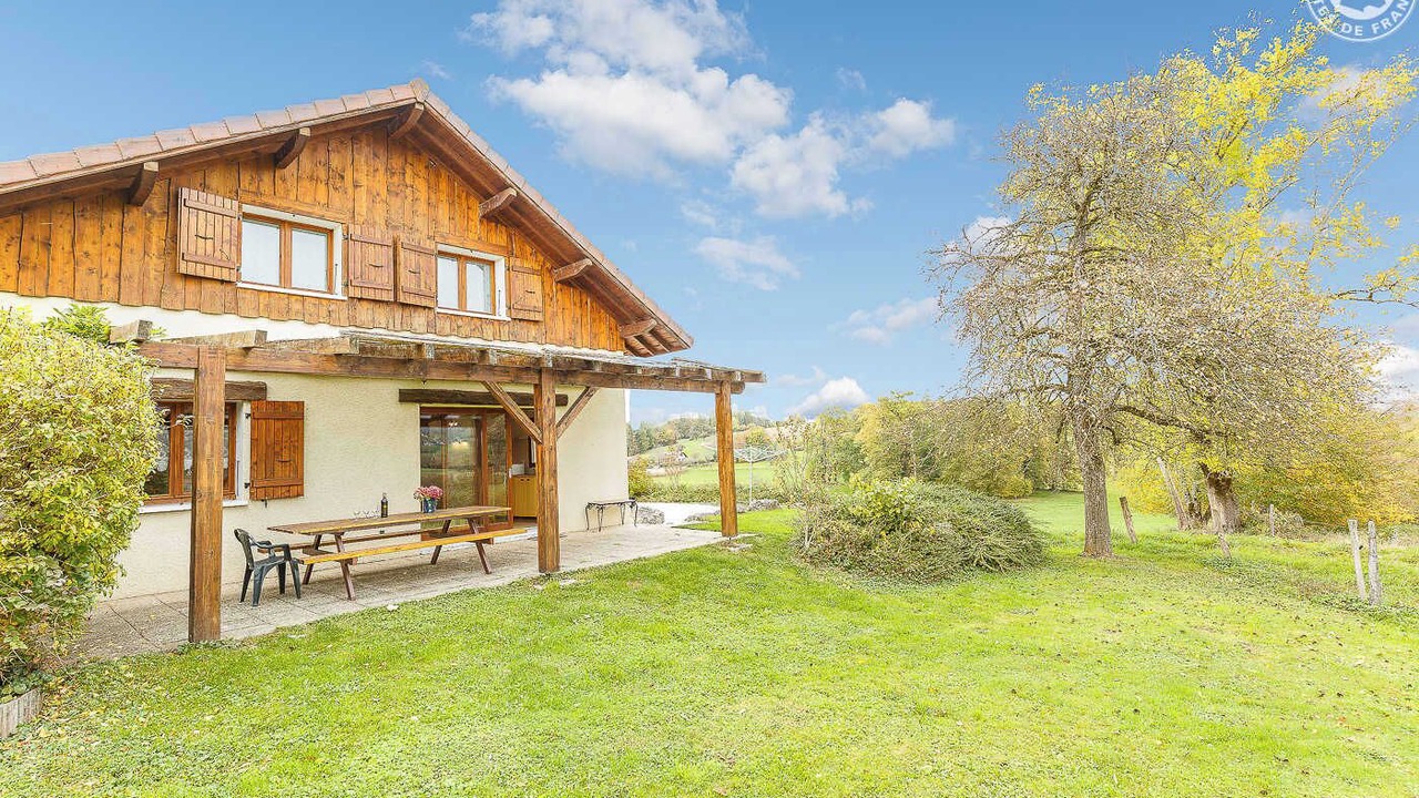 Photo of Outdoor in Epersy