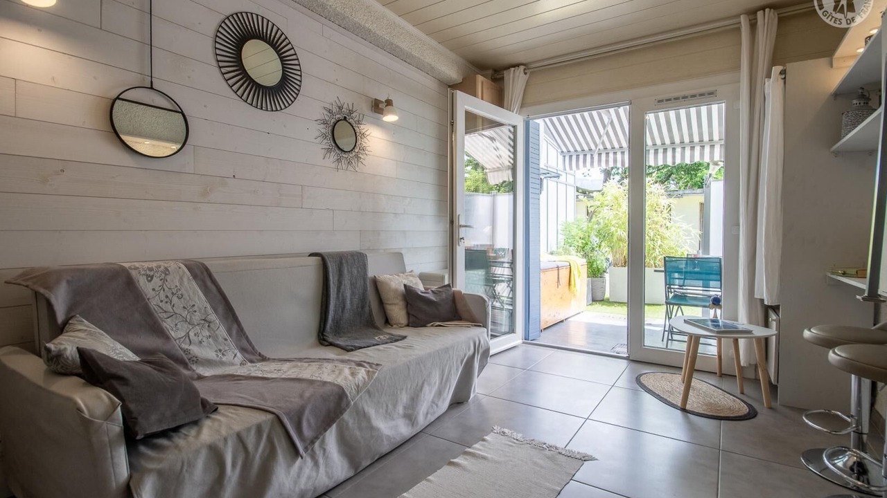 Photo of Livingroom in Brison-Saint-Innocent