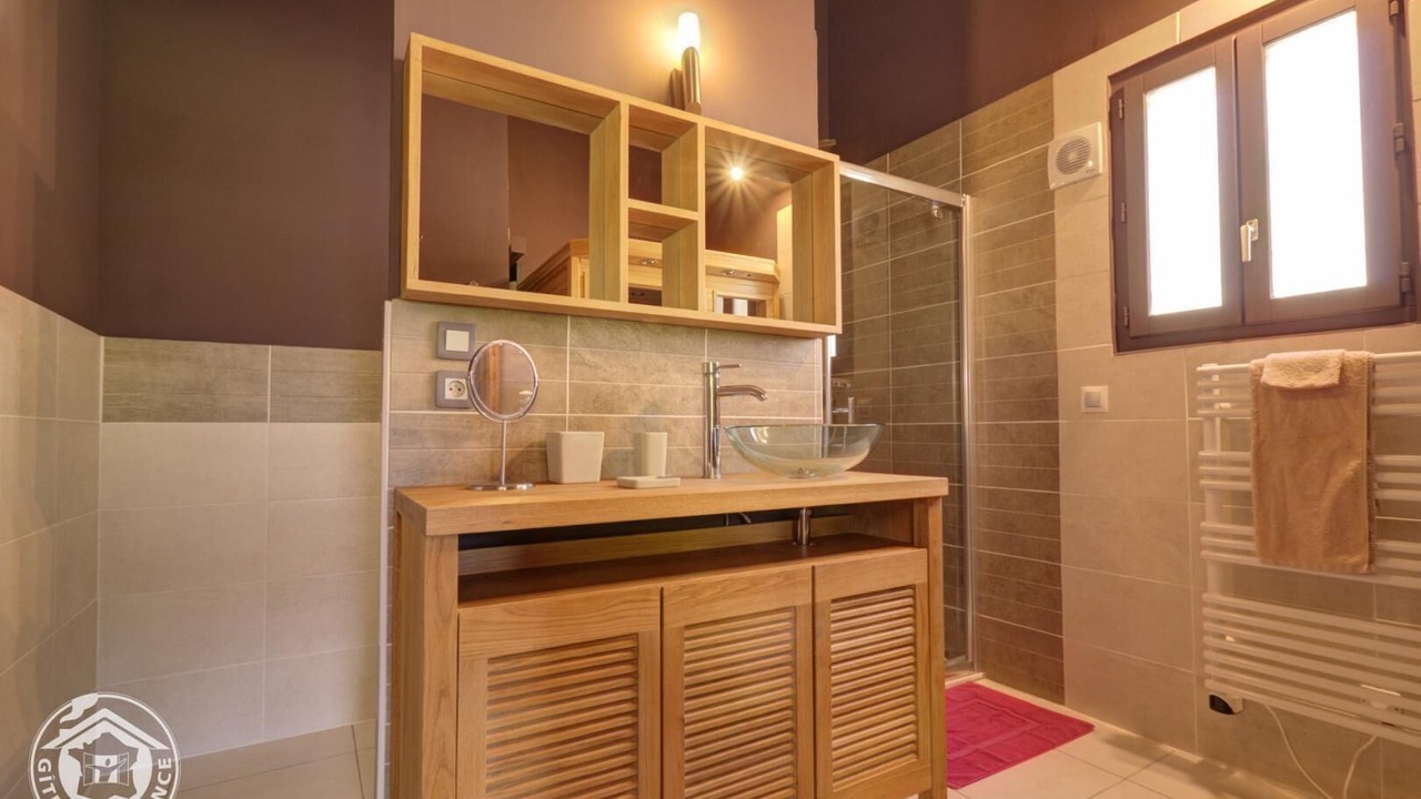 Photo of Bathroom in Vimines