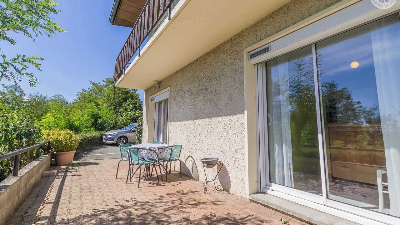 Photo of Outdoor in Francin