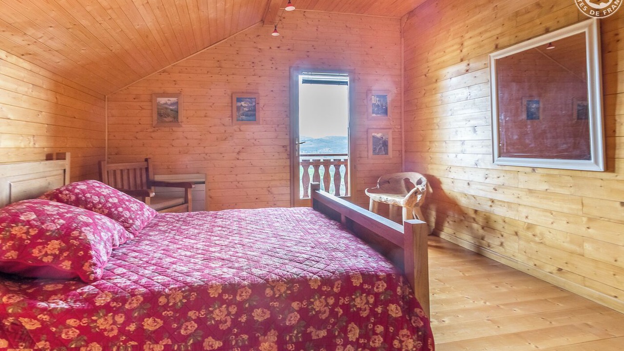 Photo of Bedroom in Jongieux