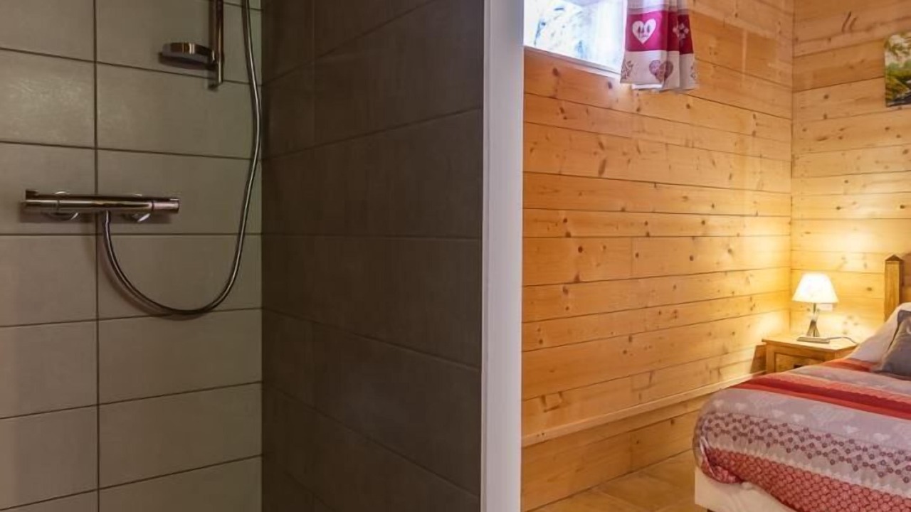 Photo of Bathroom in Lanslevillard