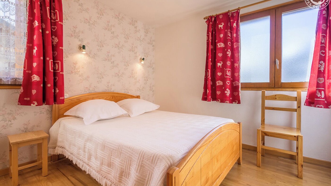 Photo of Bedroom in Albiez-le-Vieux