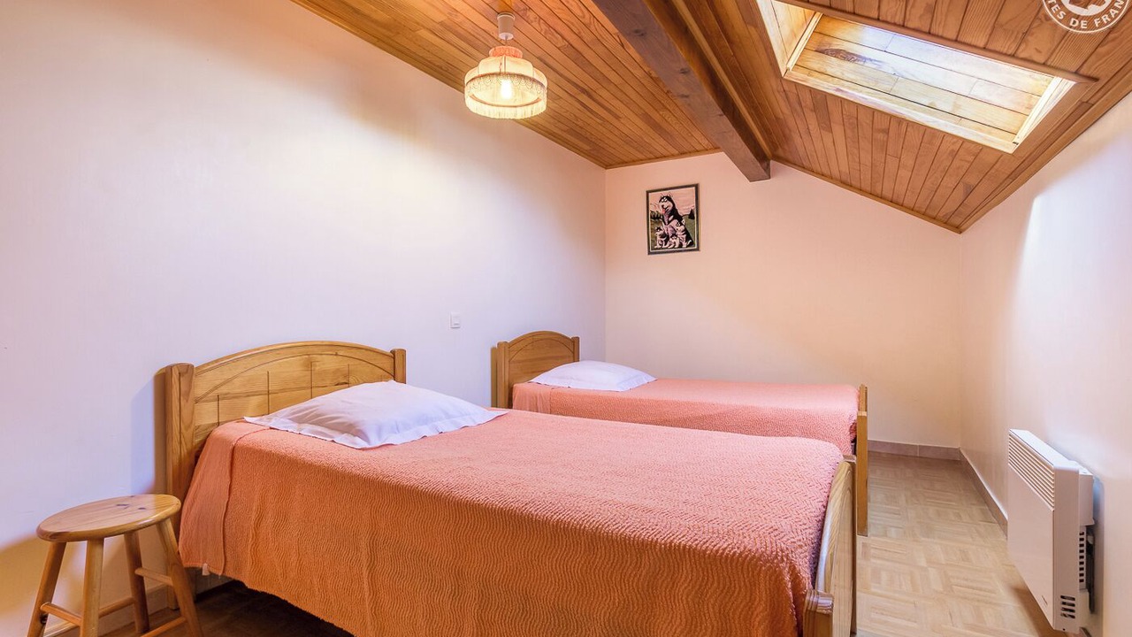 Photo of Bedroom in Albiez-le-Vieux