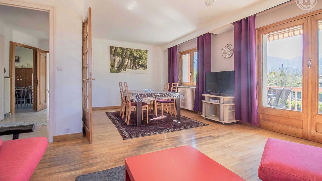 Photo of Livingroom in Albertville