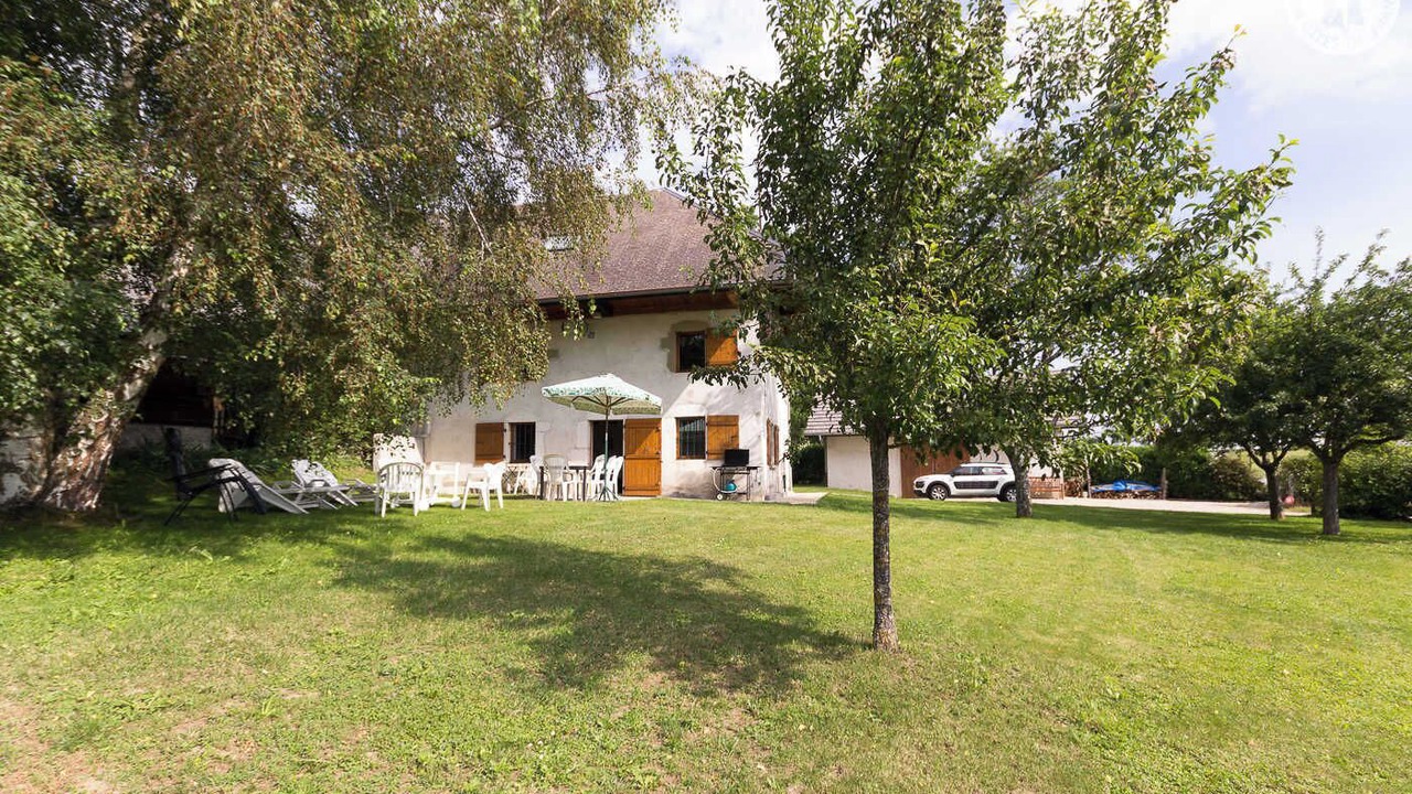 Photo of Outdoor in Entrelacs