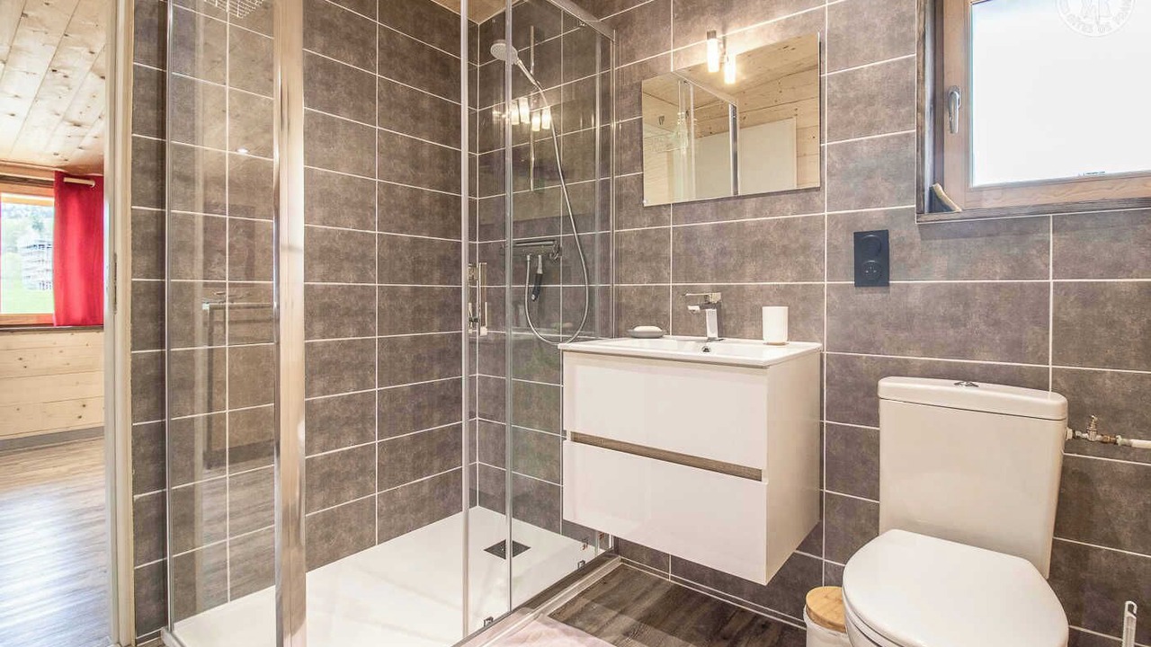 Photo of Bathroom in Les Deserts