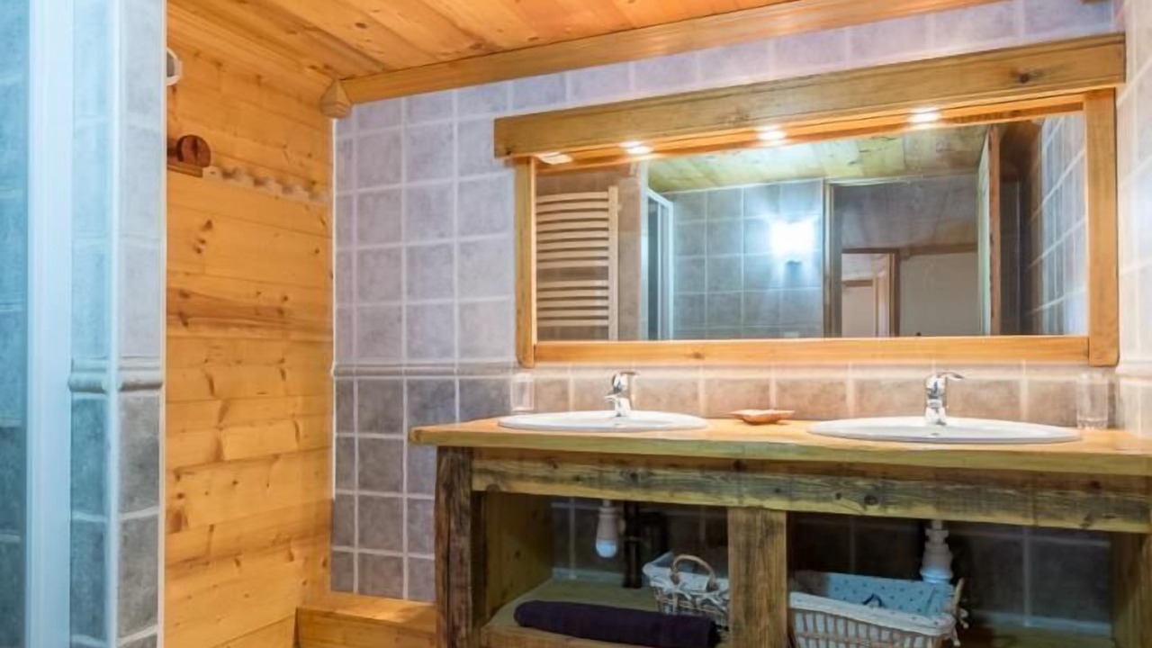 Photo of Bathroom in Montvalezan