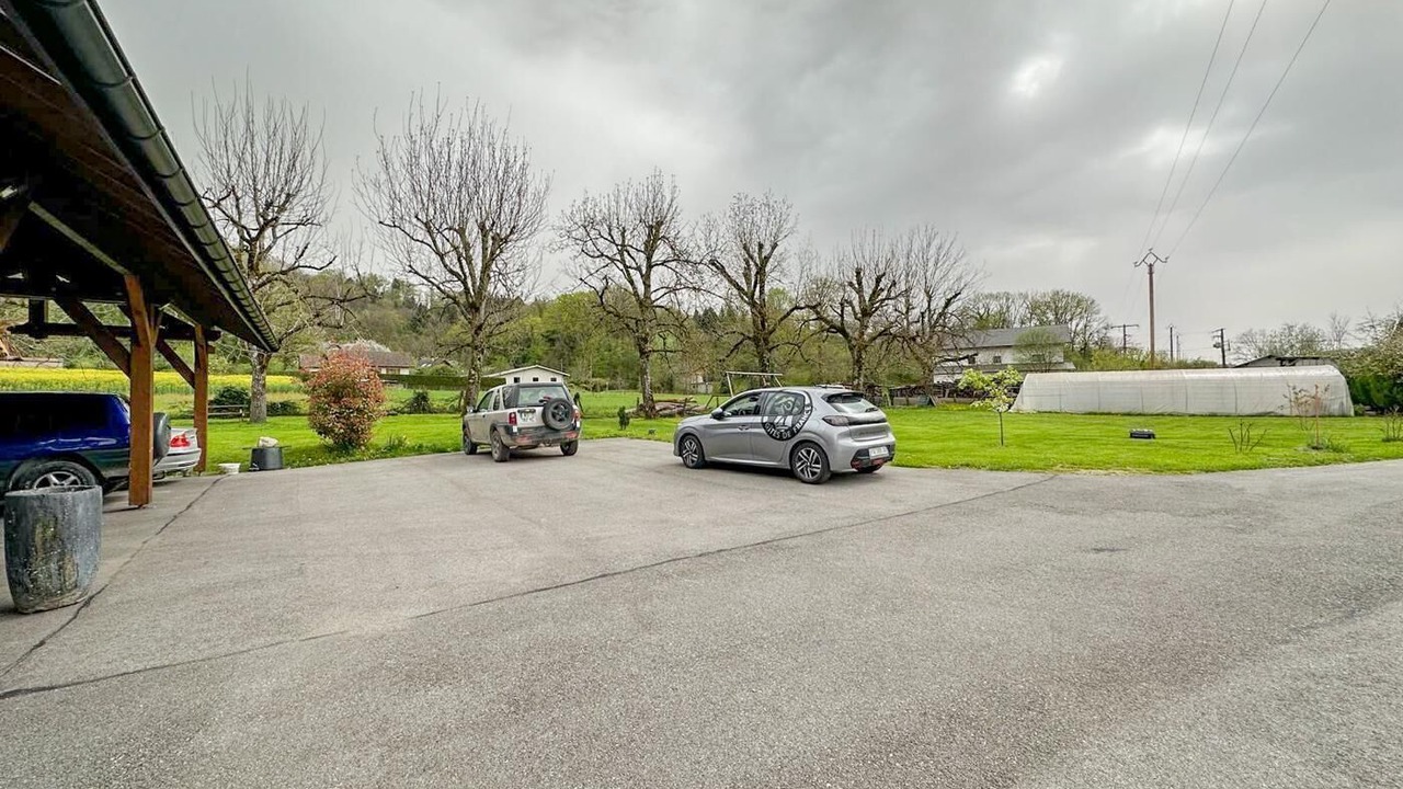Photo of Outdoor in Saint-Girod
