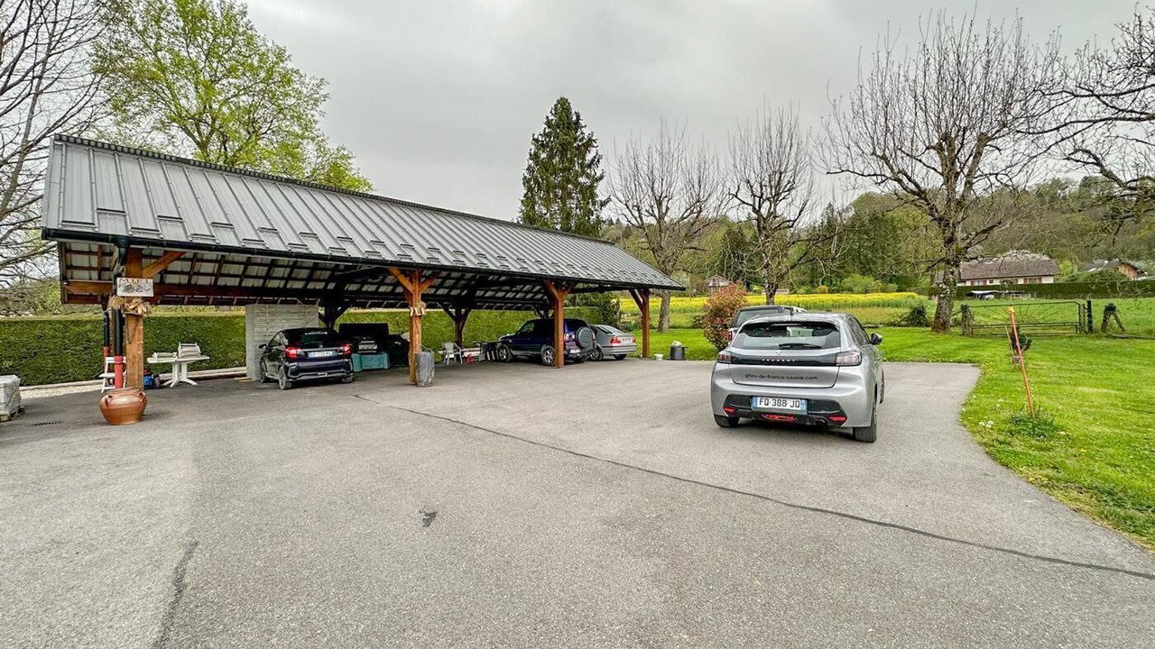 Photo of Outdoor in Saint-Girod