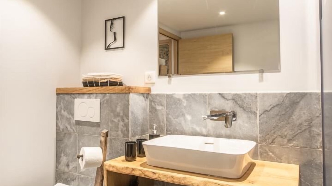 Photo of Bathroom in Saint-Beron