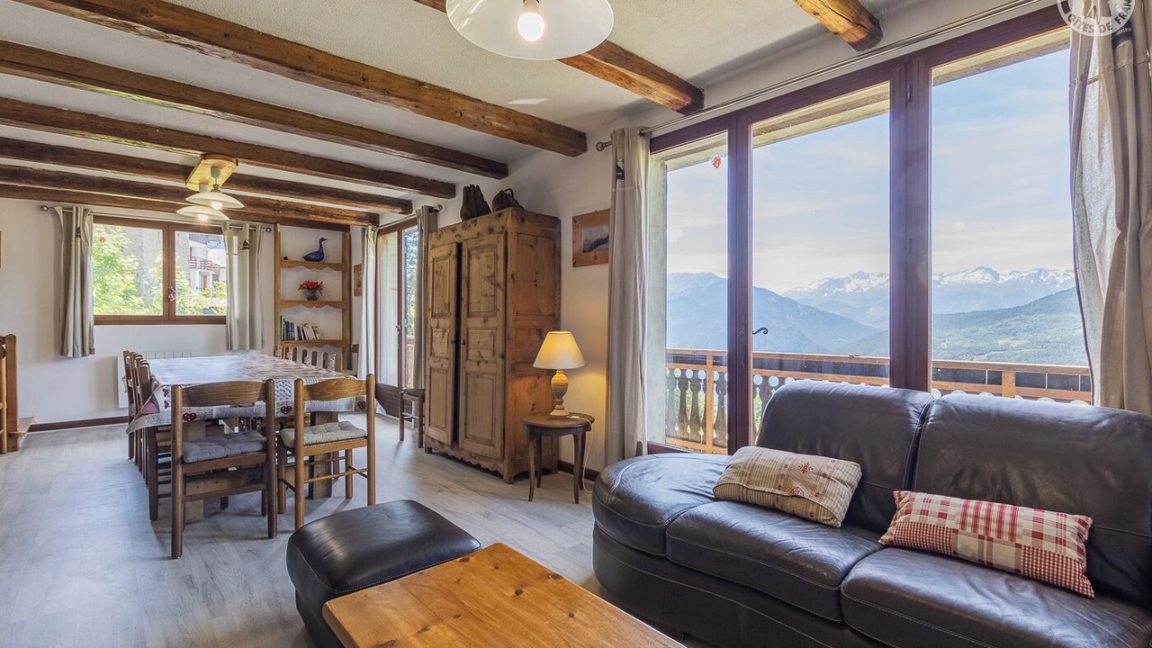 Photo of Livingroom in Notre-Dame-du-Pre