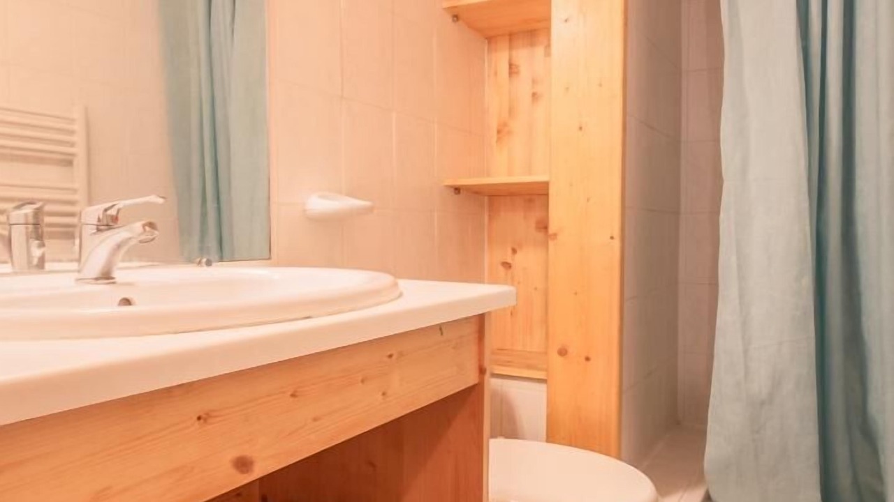 Photo of Bathroom in Les Bottieres