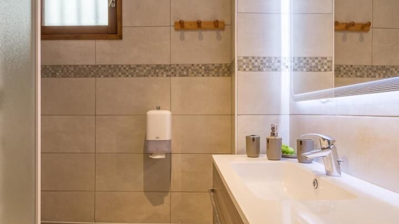 Photo of Bathroom in Ayn