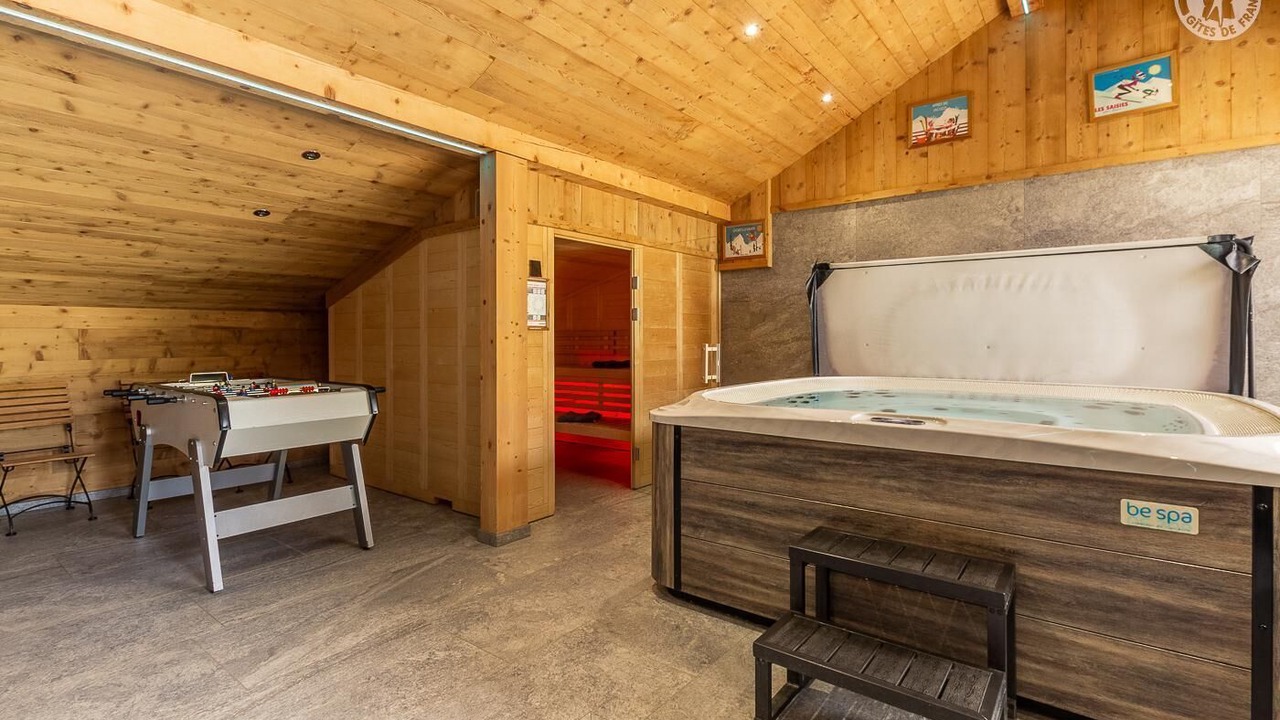 Photo of Bedroom in Hauteluce