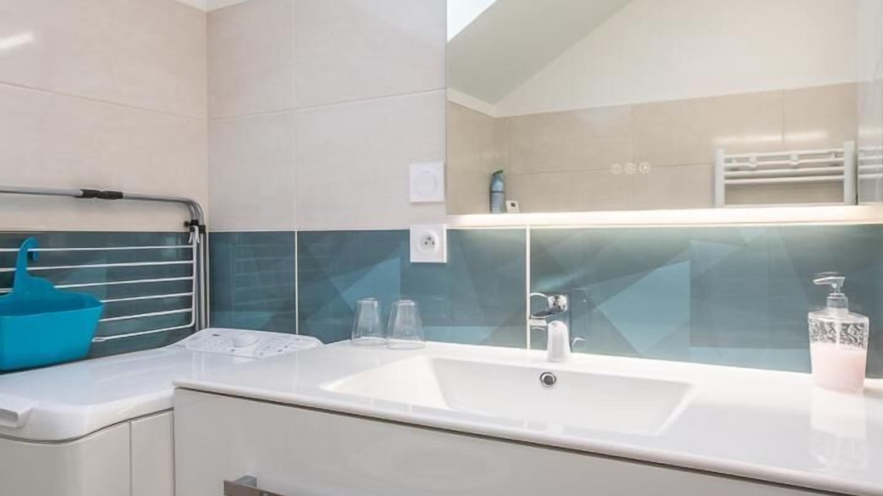 Photo of Bathroom in Montcel