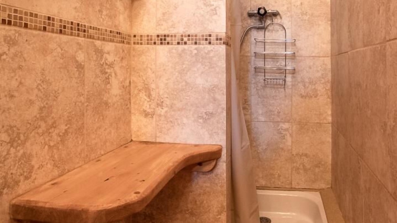 Photo of Bathroom in Les Deserts