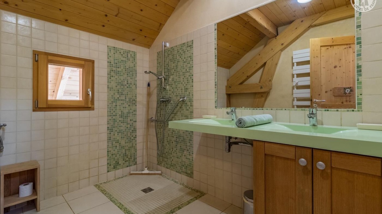 Photo of Bathroom in Montagnole
