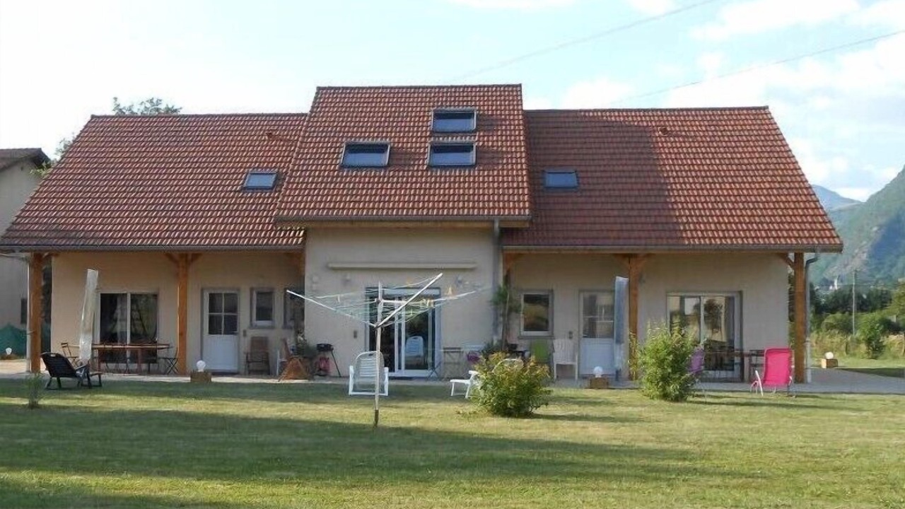 Photo of Outdoor in Myans